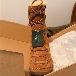 L.L. Bean Women's Chestnut Suede Lace-Up Shearling Boots